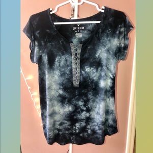 Soft braided front short sleeve Tee!